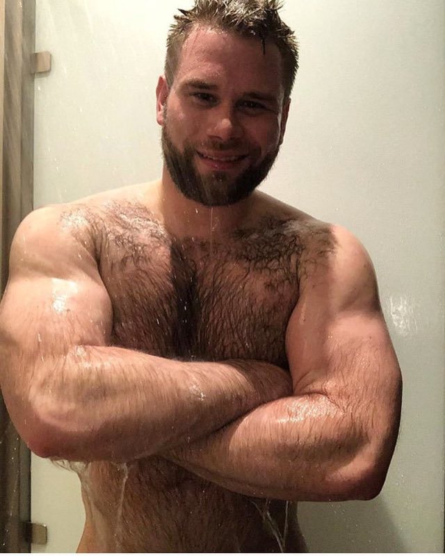 ??Sunday???♂?#hairsome #hairychest #hairygay #hairyfan #scruff #beardedhomo #beard #hairymen #gay #hairyman