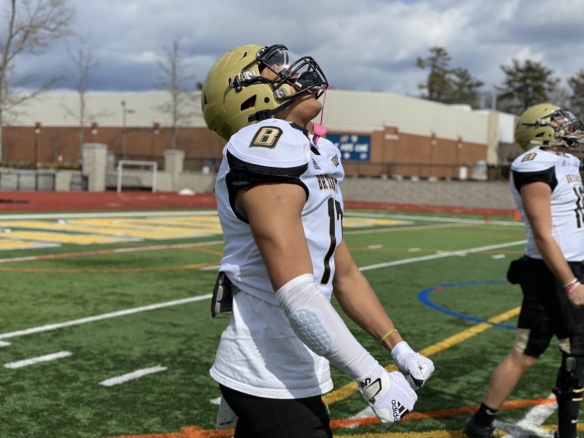 BryantUFootball's tweet photo. Time to do our thing. 

#ExpectToWin https://t.co/k4u42DCmfh