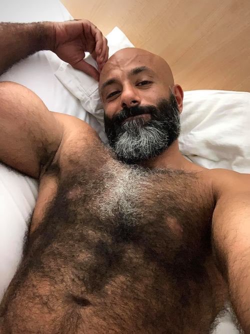 ??Sunday???♂?#hairsome #hairychest #hairygay #hairyfan #scruff #beardedhomo #beard #hairymen #gay #hairyman