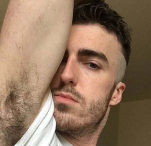 ??Sunday???♂?#hairsome #hairychest #hairygay #hairyfan #scruff #beardedhomo #beard #hairymen #gay #hairyman