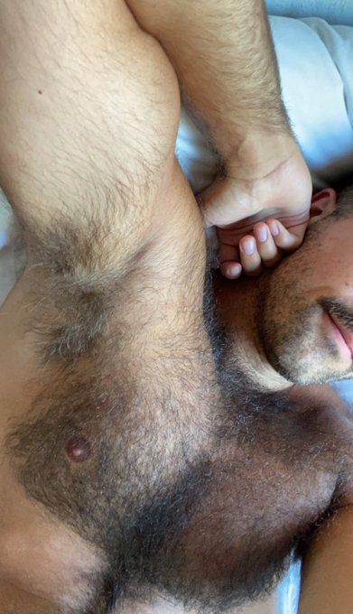 ??Sunday???♂?#hairsome #hairychest #hairygay #hairyfan #scruff #beardedhomo #beard #hairymen #gay #hairyman