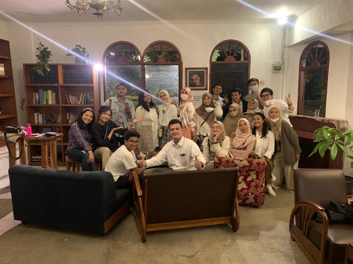 DivAlFrmn's tweet image. One year since pandemic/lockdown, and in that one year this has been the best fucking day ever. Haven’t felt this happy in a long time, and it’s all thanks to you guys ❤️