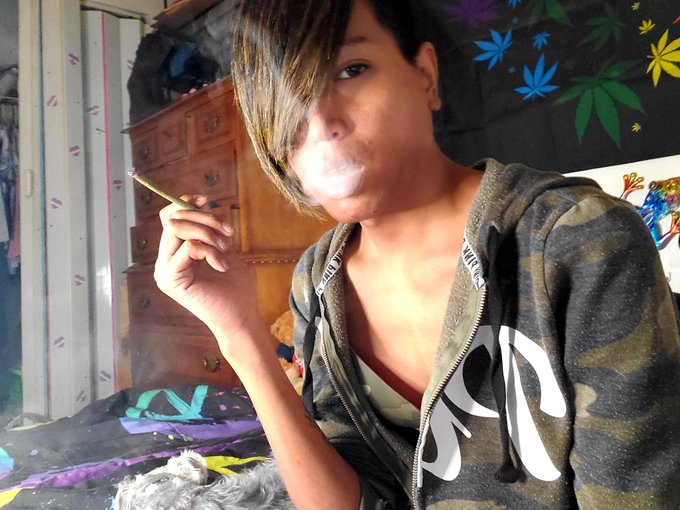 Wanna hit this...???
@tvbunni @KymmyHarper @TSMichaAngela @GroobySteven 
#trans #mtof #tiasgirls #ladyboy