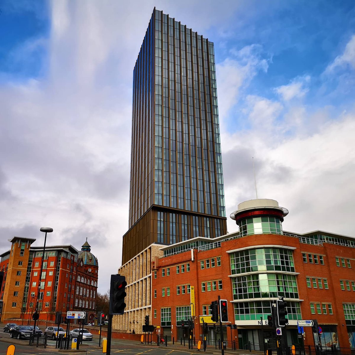soult's tweet photo. Good to get out for a 10-mile Sunday afternoon circuit of #Newcastle, bringing in the Ouseburn, Jesmond Dene, Town Moor, Spital Tongues and Hadrian's Tower ๐ฃ #ouseburn #jesmonddene #townmoor #spitaltongues #newcastlehelix #hadrianstower https://t.co/26y3elw8OA