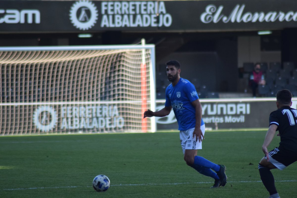 racingctmmfc's tweet photo. #CartagenaBMarMenor // 📷 // Imágenes de los primeros cuarenta y cinco minutos sobre el terreno de juego del Estadio Cartagonova. 

#FuerzaYHonor #HastaElFinal 💙⚪️ https://t.co/G9jiRKkIV6