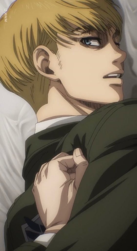 goboee's tweet photo. mappa staff really animated this armin with pen in one hand and dick in the other https://t.co/QaJ0FLptof