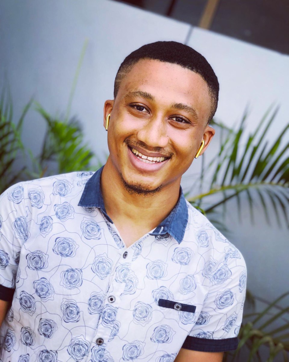 PrinceRalfordo's tweet photo. When you have the #Grace of #God, you wonβt break-down but you will break-forth and standout!!
#LovelyRal #Ralfordo #PrinceRalfordo #AmbIngRRB #TeamRRB #TeameLLaRR #eLLaRR https://t.co/h8fqLO54eG