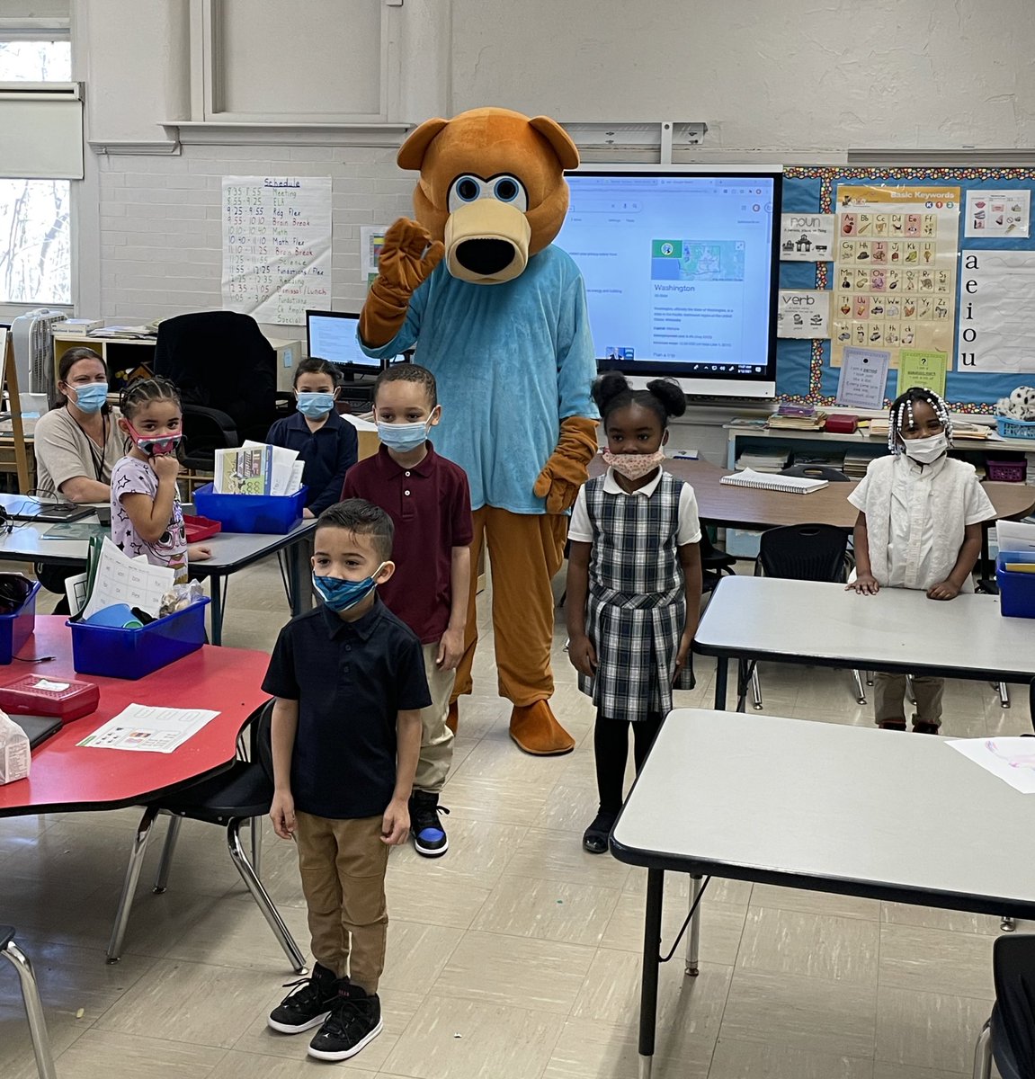 EmilyGriffinVP's tweet photo. On Friday, the Bunker Hill Bear visited classrooms for #PiDay and then we shared some pie! 🥧🎉 https://t.co/4cecHnu6cO