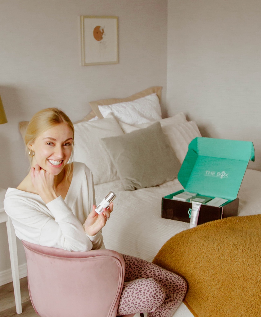 Weekends are made for unplugging! Whether it's catching up with friends, eating delicious food or pampering yourself with The Box by Dr Ava - you deserve some time for YOU this #SelfCareSunday 💅🧖‍♀️⁠
⁠
📷: @haleyspassmore
