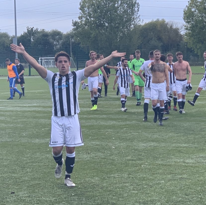 LeighTownFC_'s tweet image. Finally we are back! ⚽️🙌🏼

Saturday 3rd April with an away trip to @Corinthians1FC, should be a cracking game! 

#UTT 

⚫️⚪️⚫️⚪️