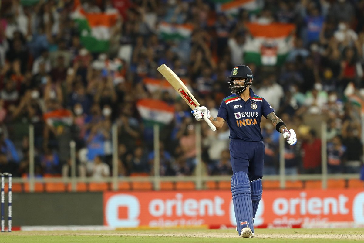 BCCI's tweet photo. The first batsman to score 3️⃣0️⃣0️⃣0️⃣ T20 international runs 🙌🏻🔝

Whaddaplayaaa 👑👌🏻

@imVkohli #TeamIndia 🇮🇳 #INDvENG @Paytm https://t.co/C8zxhBjtmX