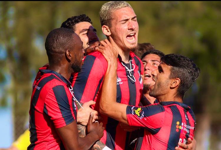 RESULTADO FINAL 🔴⚫️🦁
Moura AC 1 - 4 SC Olhanense
⚽️João Oliveira
⚽️Juan San Martin
⚽️Alessandro Coppola
⚽️João Oliveira