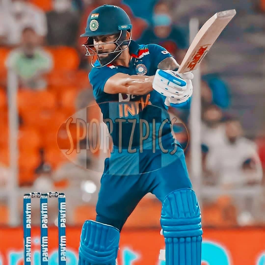 ShailendraPipl2's tweet photo. @imVkohli king back in form 
Congratulations for 3⃣0⃣0⃣0⃣ runs in T20I 
#PlayBold  #INDvsENG https://t.co/7cA7pQ4mIW