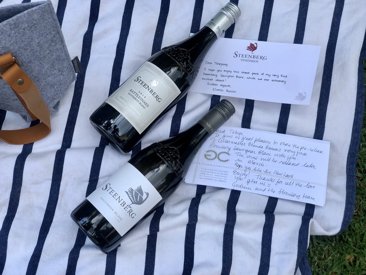 TsepangMolisana's tweet photo. For over a decade, @ElundaBasson has been at the helm of the cellars of some renowned Cap Classiques &amp; Sparkling Wines. I’m so proud to have this still wine, made by her adept hands in my hands

Thanks for your generous hand-written notes @GC_Com @SteenbergWines

#LoveSteenberg https://t.co/pOrlosFlEt