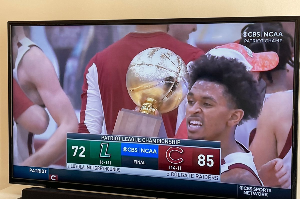harryraymond's tweet image. .@colgateuniv are your Patriot League champs!

Congrats @ColgateMBB. Celebrating down in New York. #GoingDancing 🏀