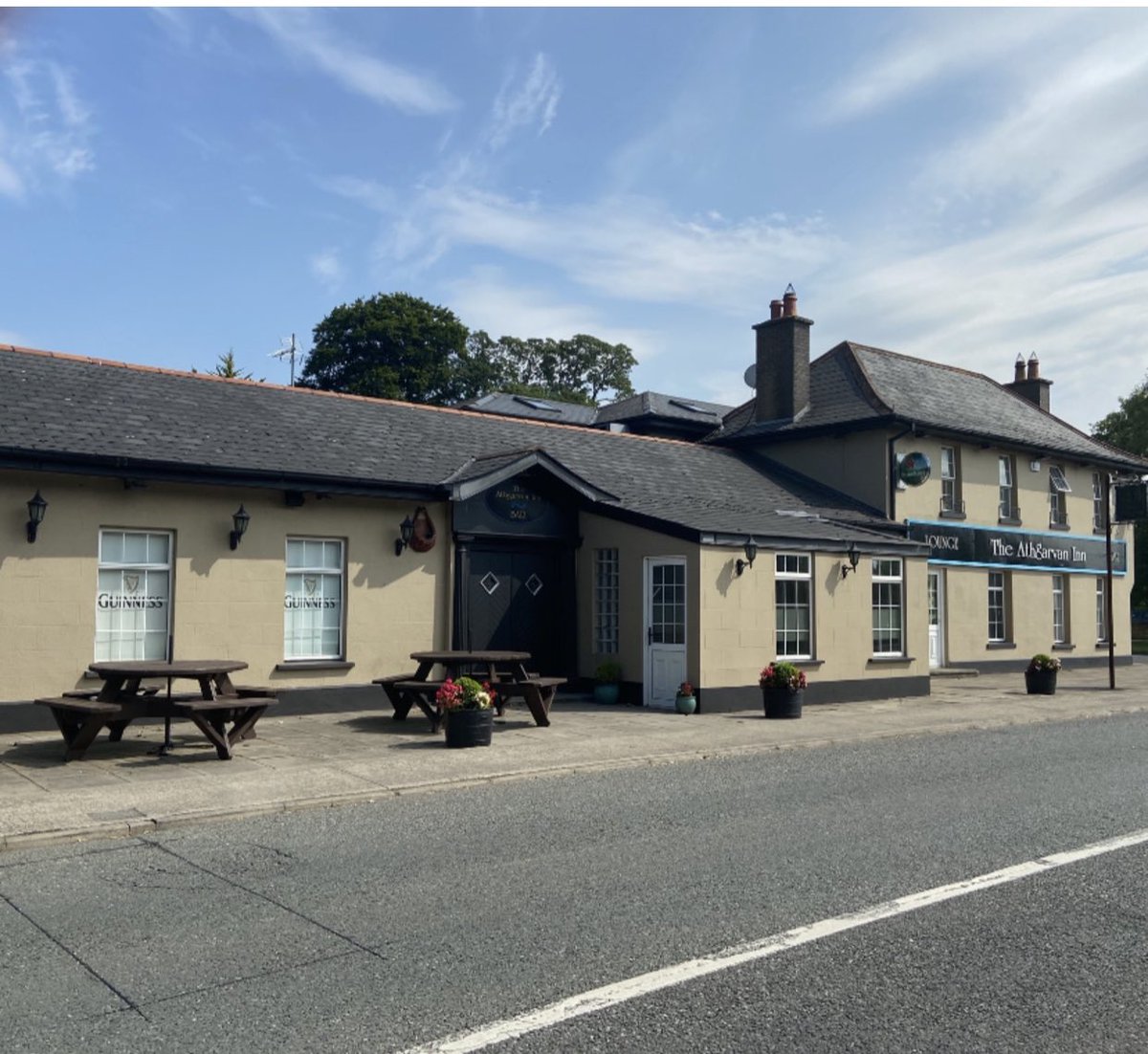 AthgarvanInn's tweet photo. 1 year closed today!!! Flatten the curve for a little while they said.... A year on still no plan. No end in sight... #giveushope @MichealMartinTD @LeoVaradkar @VFIpubs @LVADublinPubs #NotDisposable https://t.co/TcJuWPeOQf