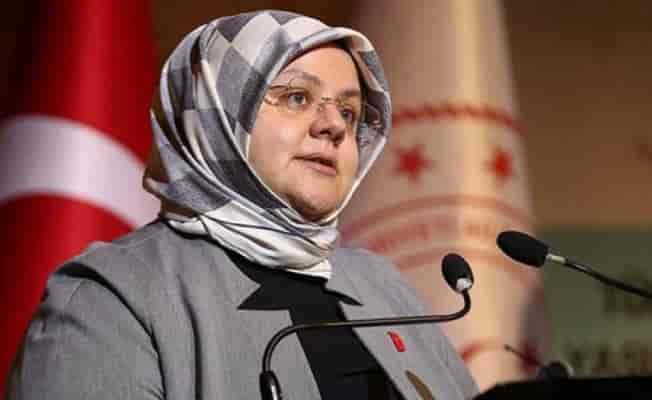 Bakan Zehra Zümrüt Selçuk: Kamu personel alımlarını tek bir sistemde birleştirerek bürokrasiyi azaltacağız.

Elektronik Kamu İstihdamı Portalı (EKİP) ile kamu personeli alımlarını tek bir sistem üzerinden hızlı bir şekilde gerçekleştireceklerini duyuruldu.

NTV