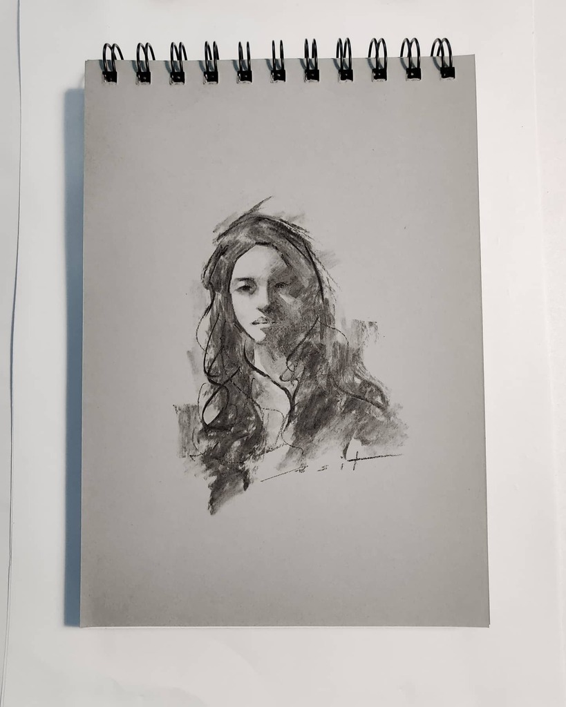 Draw an Expressive Portrait in Charcoal | Siobhan Twomey | Skillshare
