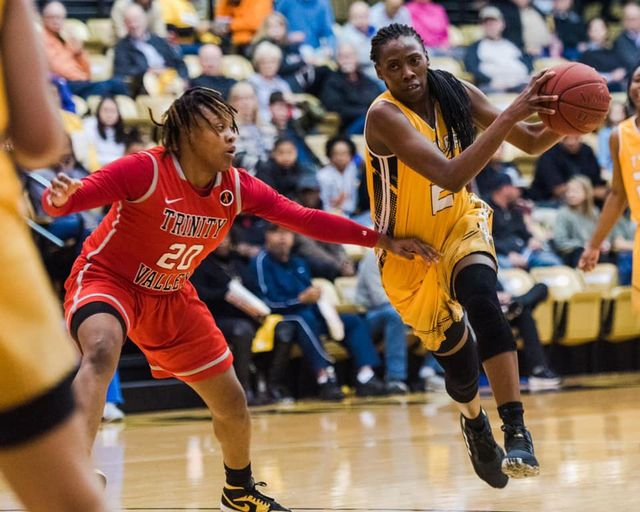 nellieodera's tweet photo. @kot Felmas Koranga is a Kenyan player in junior college in America &amp; one of the nominees for The World Exposure Report International Player of the Year award.  
Please vote for her by March 15th. Share widely. She is currently 2nd in the voting
==>https://t.co/RKQ3dcGsxJ<=== https://t.co/GTjCSajtYh