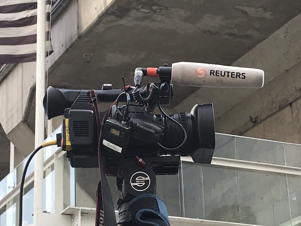 DwightMoshe's tweet photo. ⁦@ReutersBrasil⁩ 

Reuters acompanhando na Paulista.

Espero que digam a verdade e não venham com discurso de “atos antidemocráticos” https://t.co/TouUxrUyuh