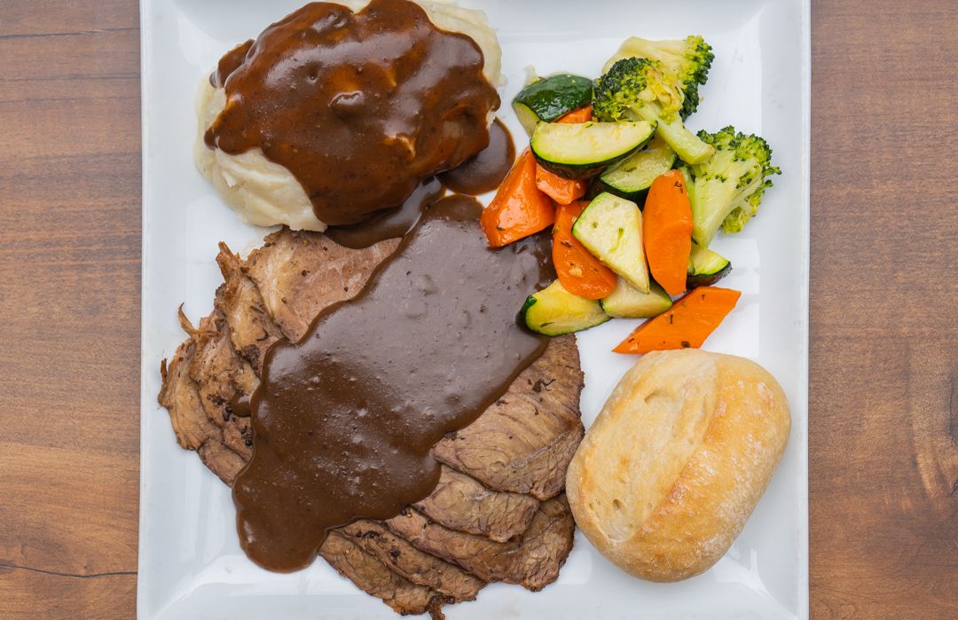Met Bar & Grill (@metbargrill) on Twitter photo It's Sunday and you deserve to relax!
Enjoy our $15 roast beef dinner and $5 Budweisers while catching a game on our screens ππΊ
#sundayroast #roastbeef #newwest <a href="/DowntownNewWest/">Downtown New West</a> It's Sunday and you deserve to relax!
Enjoy our $15 roast beef dinner and $5 Budweisers while catching a game on our screens ππΊ
#sundayroast #roastbeef #newwest <a href="/DowntownNewWest/">Downtown New West</a>