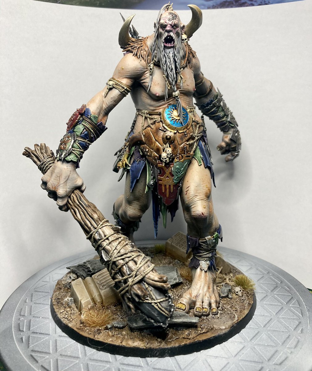 locien83's tweet image. Finished my Mega-Gargant tonight. Had so much fun painting this one. 
Pushed myself with trying a number of new techniques and really pleased with the result. #WarhammerCommunity #AoS #SonsofBehemat #PaintingWarhammer