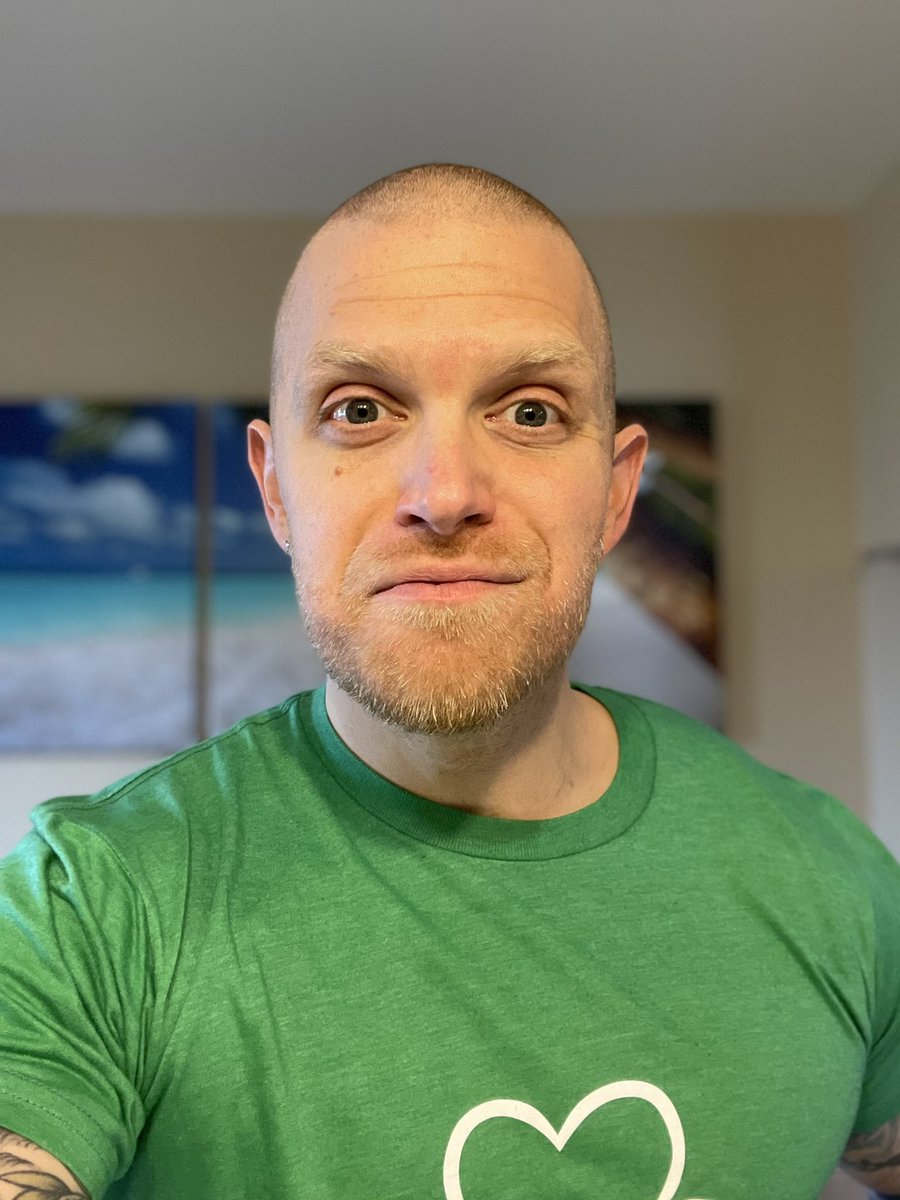 PhilJanuszewski's tweet image. @CSSTBALD! The deed is done! Before and after! #ConquerKidsCancer #GiveKidsALifetime #VirtualShave2021