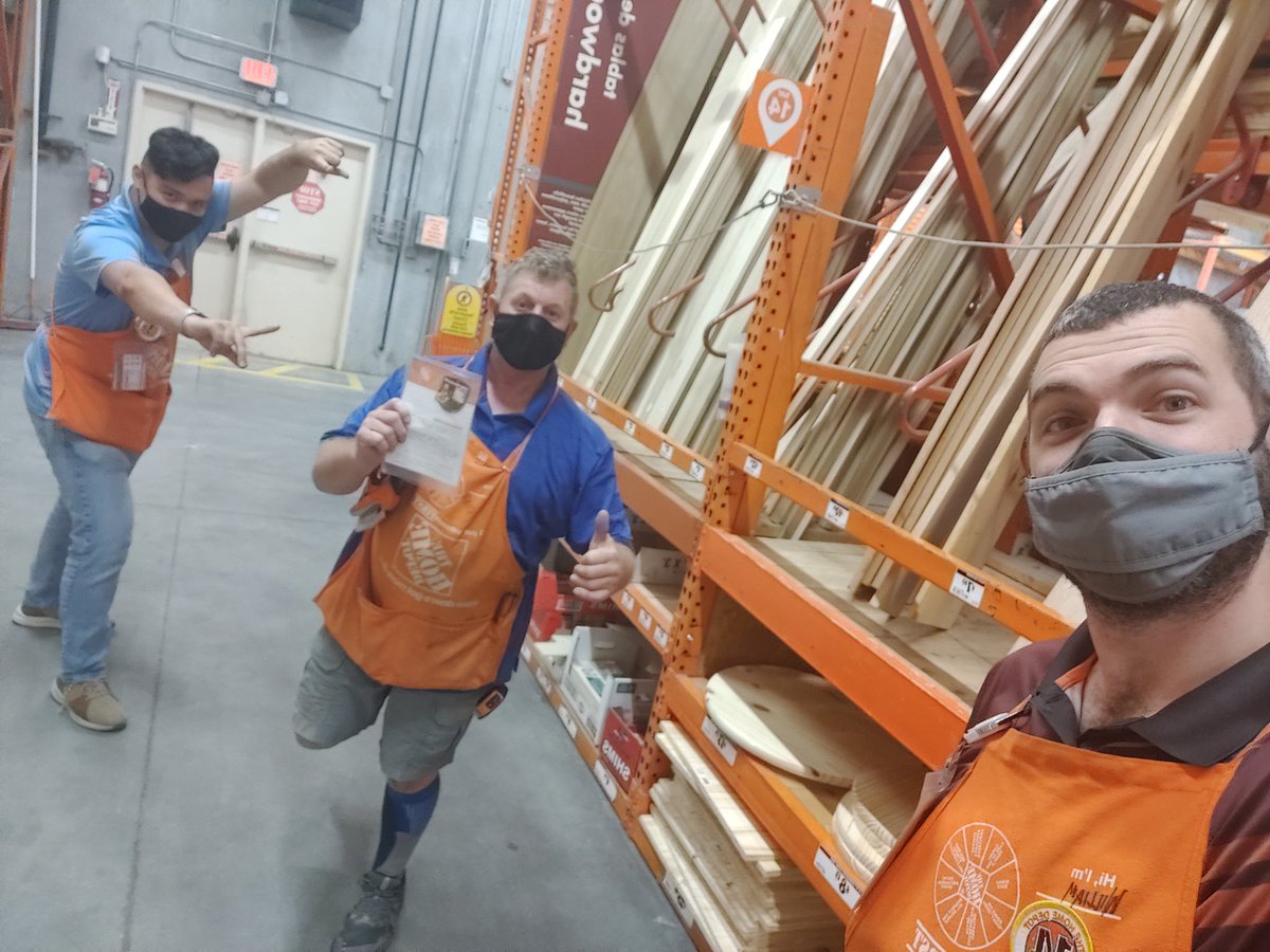 Thank you Frank for driving safety standards in the store. As an OFA safe lifting, PPE and teamwork are crucial for success. Frank is a great example of that daily and was our Safety Bravo winner. <a href="/SprengF/">Linda Spreng</a> <a href="/deebear0603/">Dee Smith</a> <a href="/jasm814/">Jasmin Maldonado</a> <a href="/the_real_mizza/">Jeremiah Post</a> @Orangelife2021 <a href="/misaaccorrales/">Maynor I Corrales</a>