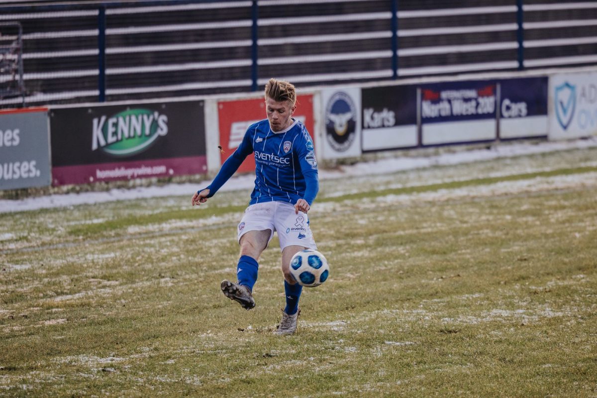 📝 | NEWS: Popular Coleraine defender Lyndon Kane is planning to walk 100 miles this month as a way of thanking those who helped to save his dad’s life…#COTB

👉 colerainefc.com/lyndon-on-the-…