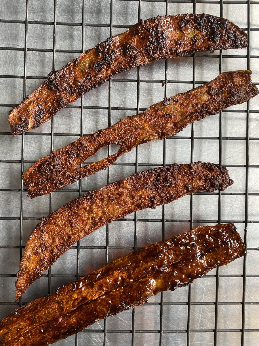 Banana Peel Bacon. A thread: