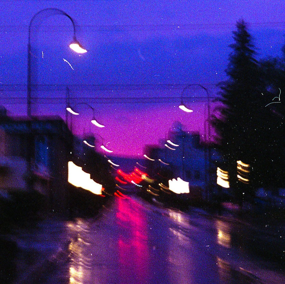 willllliam's tweet image. some blurry photos