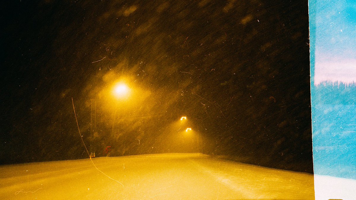 willllliam's tweet image. some blurry photos