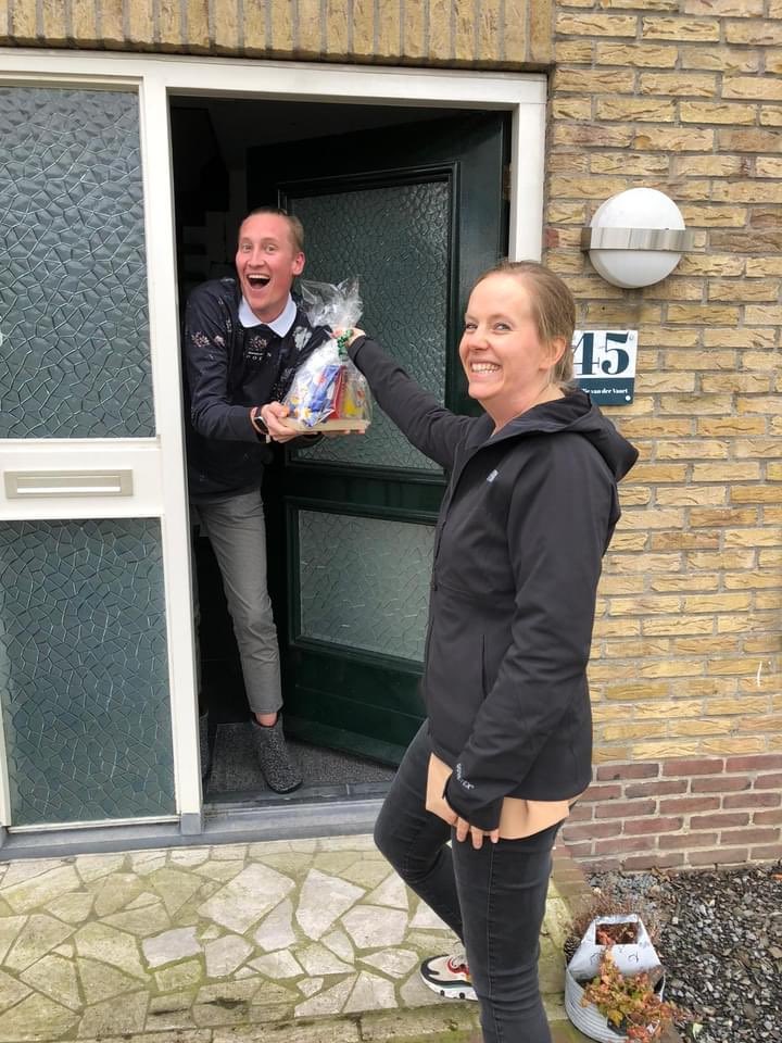 Ruim 50 pakketjes 📦 rond gebracht om alle leiding/vrijwilligers van onze vereniging te bedanken. 

Bedankt voor alle inzet en creativiteit van het afgelopen jaar namens het bestuur van de Anne Frank en St. Nicolaas! ⚜️

Hou(t) nog even vol! 💪🏼🏕️☀️