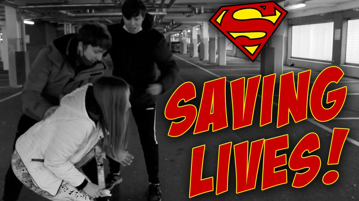 FrancosNot's tweet image. SAVING LIVES - New sketch out now!! 🔗: youtube.com/watch?v=-xUiaP… Let us know what you think in the comments 😎😎😎