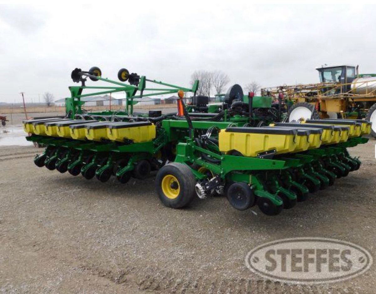 joe_malecek's tweet photo. @PlantingSystems DB 24/20 planter on Steffes auction March 17th. Take a look. https://t.co/4j95M72j8g https://t.co/DCx22yxdyf