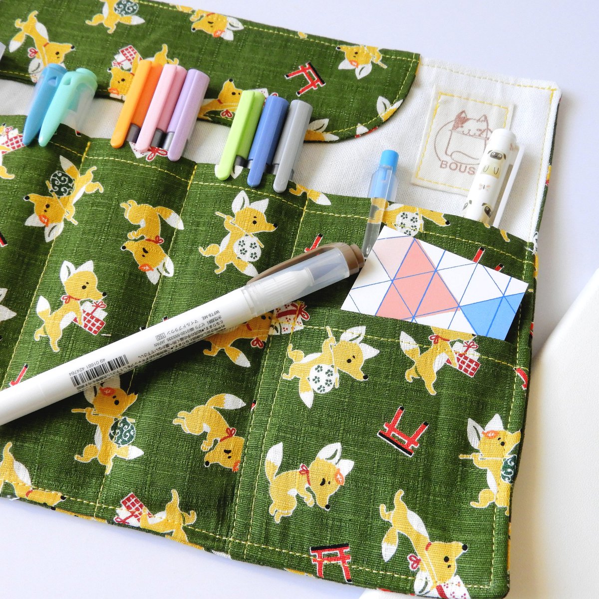 SidesignBou's tweet photo. How's your Monday 🦊

#fox #pencase #Stationery 
#drawing https://t.co/tV3soMJtIq