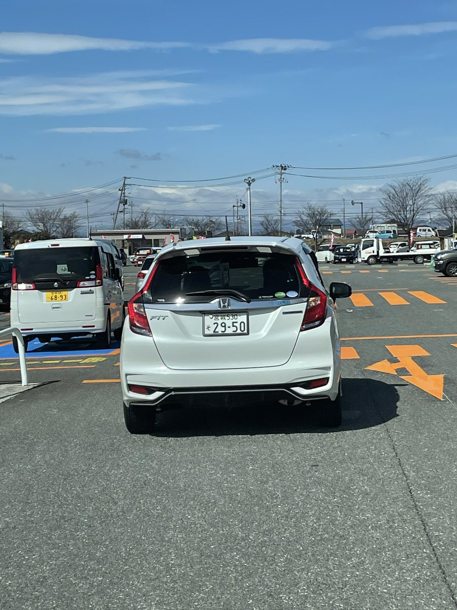numa350's tweet photo. この車知ってる人いたら情報ください🙇‍♂️🙇‍♂️🙏 https://t.co/gsnkFXHMIr