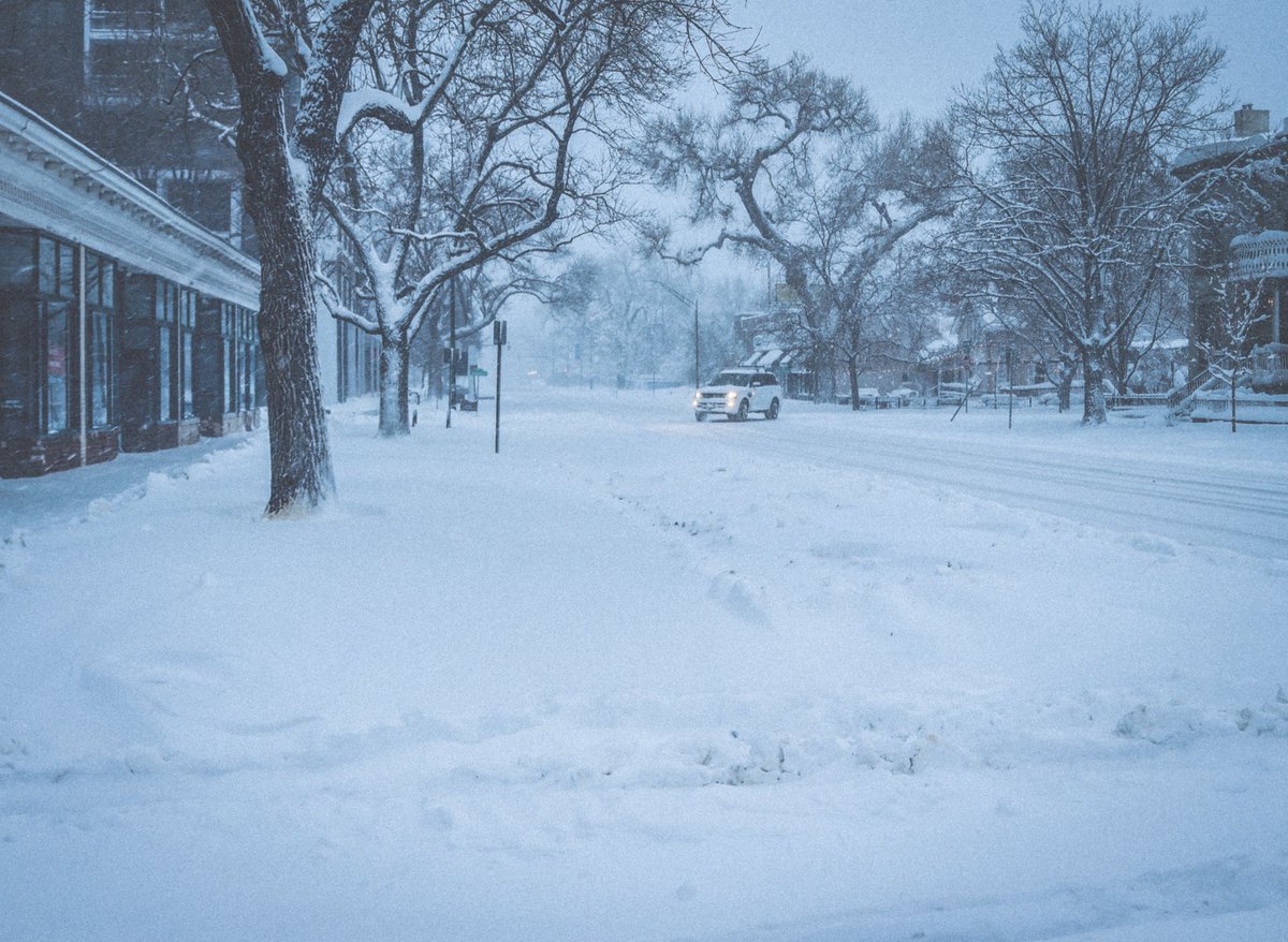 pplcallmerich's tweet photo. Somewhere in Denver 🥶 https://t.co/UCqf0U5RM3
