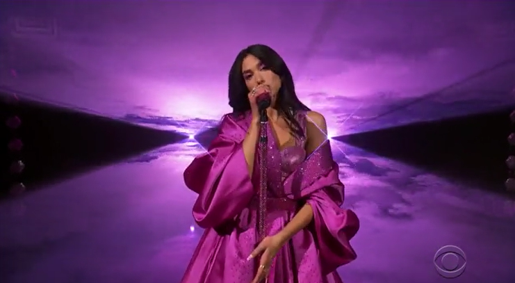 dlipanews's tweet photo. Dua Lipa is currently performing "Levitating" with DaBaby at the #GRAMMYs! https://t.co/naGFtyGnXt