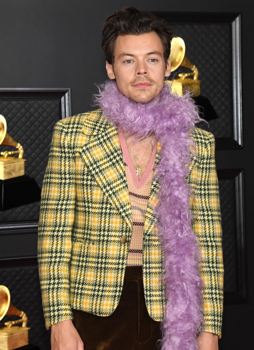 MTV's tweet photo. The only two moods: 

@Harry_Styles #GRAMMYs https://t.co/ZN5s6JsTNA
