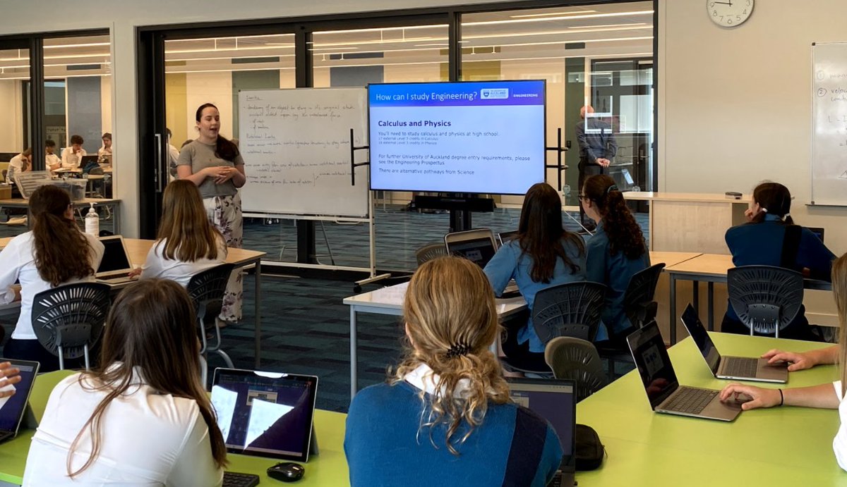 wen_uoa's tweet photo. WEN school visits have begun!! We're doing some cool engineering workshops for high school students. Check out more info here https://t.co/kcp6TIrvC4
#STEM #educhat #engineeringstudent #science #maths #WomenInSTEM #WomenInScience https://t.co/ulwz00pMTw