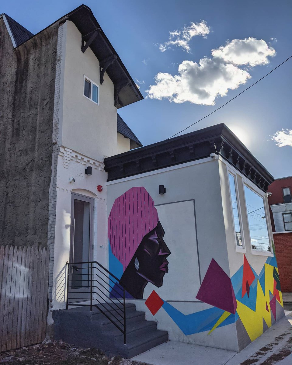 phillybeardo's tweet photo. Beautiful #art on a home in my neighborhood.

#WestPhilly

https://t.co/Bs2ozneavH https://t.co/Q9UtGLxdVm