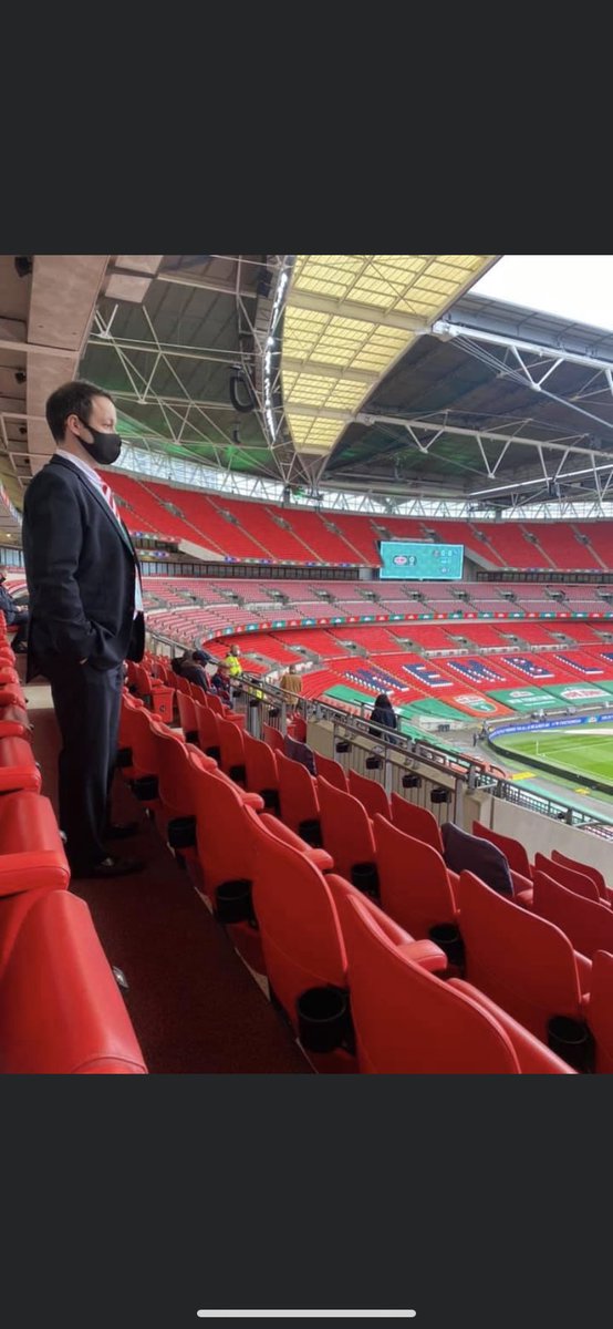 RejectedBook's tweet image. WOW WOW WOW WOW . . . 

There are no words . . . 

Thank you @SunderlandAFC 

Thank you @tomsafc @krespeakman for having us and making us feel so welcome. 

#SunderlandTogether 

crowdfunder.co.uk/sunderland-tog…