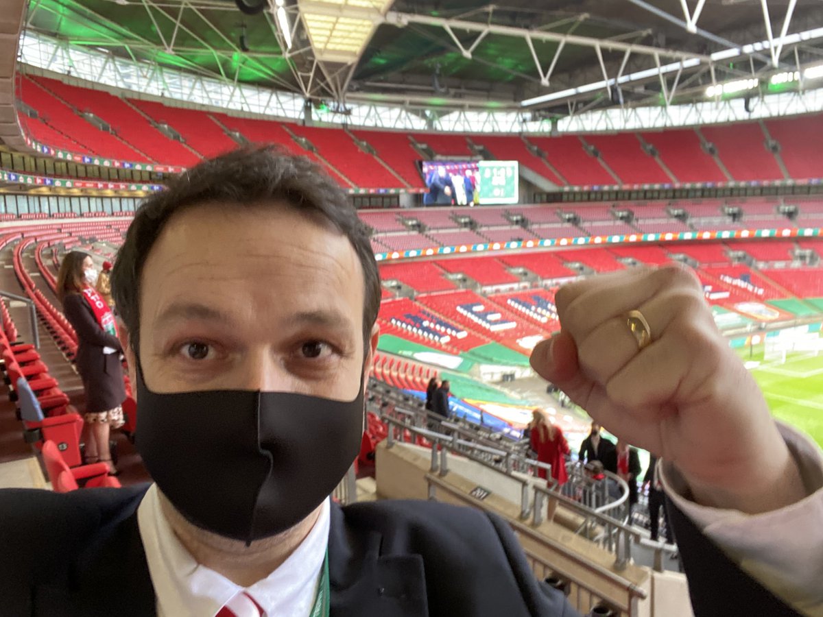 RejectedBook's tweet image. WOW WOW WOW WOW . . . 

There are no words . . . 

Thank you @SunderlandAFC 

Thank you @tomsafc @krespeakman for having us and making us feel so welcome. 

#SunderlandTogether 

crowdfunder.co.uk/sunderland-tog…