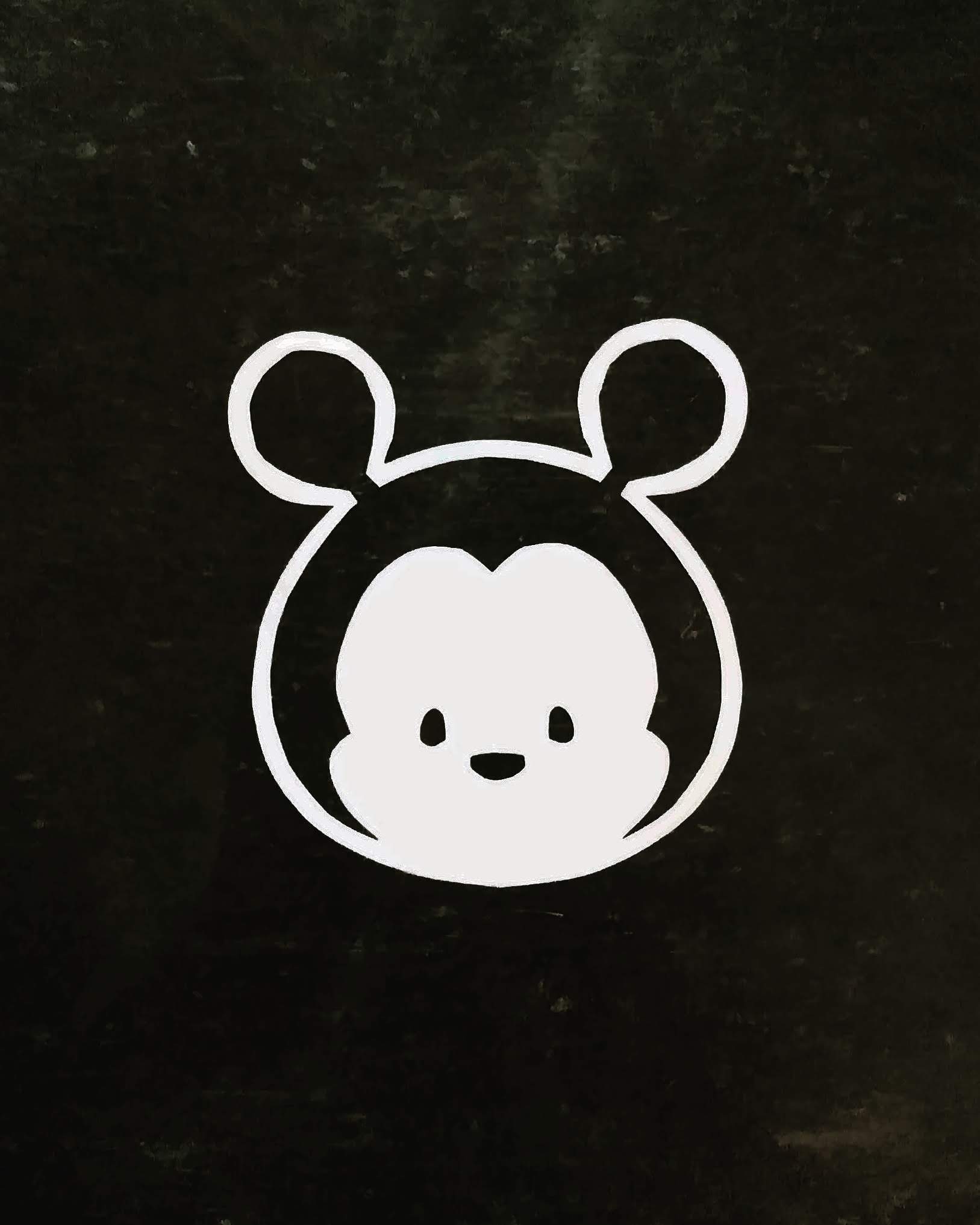 はさみ家紙太郎 ディズニーツムツム の ミッキーマウス です むか し少しだけはまりました 音楽がノリノリでつい ツムツム 切り絵 紙切り アート デザイン 白黒 モノクロ はさみ家紙太郎 T Co 9e6g8uvbl1 Twitter