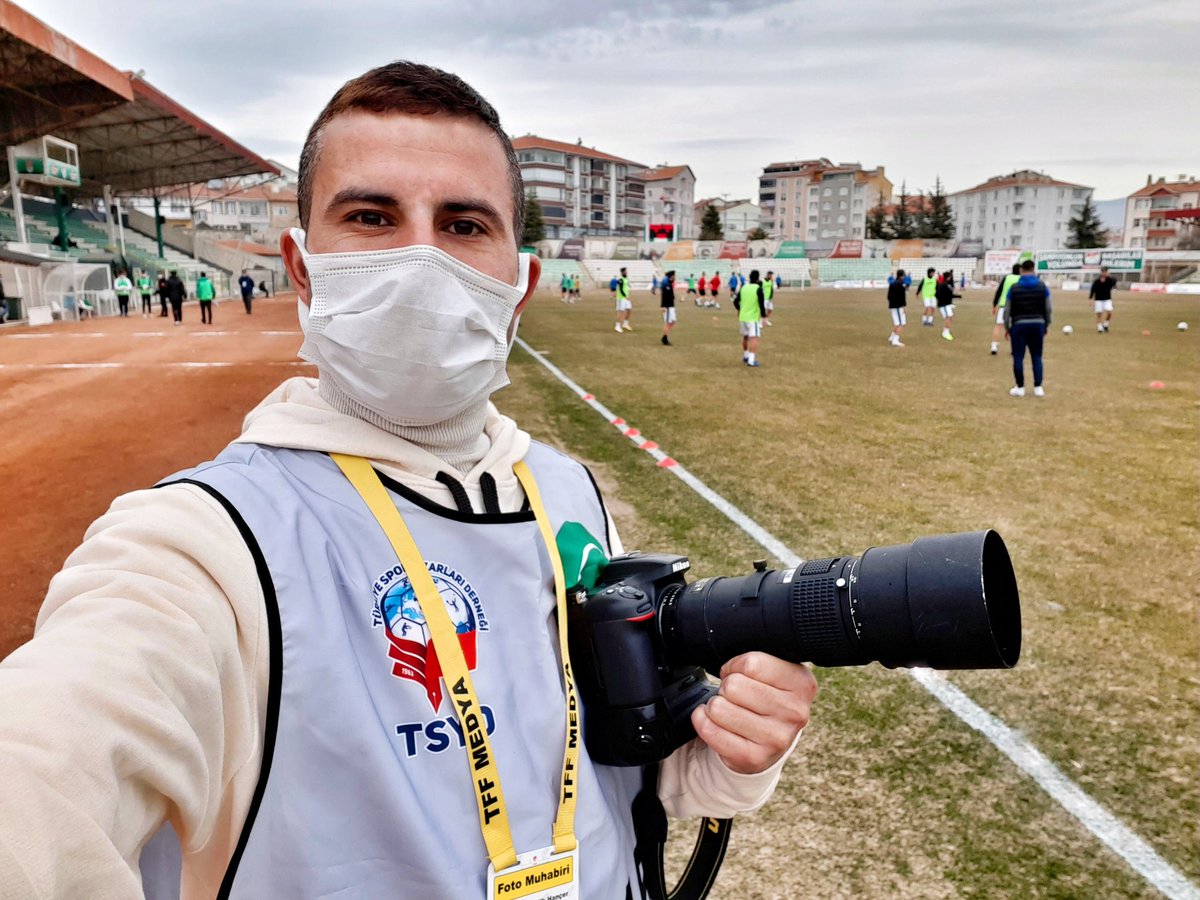 salihhancer40's tweet photo. 📸 TFF 2.LİG KIRMIZI GRUP/28.HAFTA
#KırşehirBLDSpor #Pazarspor 
#TFFMedya #BasınPRESS #FotoMuhabir 
#ÇınarKırşehirGazetesi #TSYD 
#NikonD7100 #NikonD600 #Nikon300mm https://t.co/LL0F5vakdi