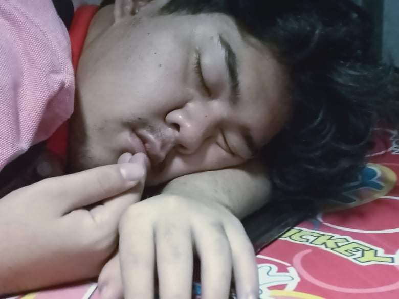 Jhnbo's tweet photo. Belated happy bday Yoks. Rest in Peace. My prayers are with you. Padayon lang sa panaw! https://t.co/RqMaueXXtj