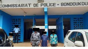 For whatever reason despite the clear bad faith displayed by the Ivorian police, Itunu says she rejected the offer and chose to go to court instead.She says she then overheard an officer saying "Elle est une Nigériane? Elle mourra ici!" ("She's a Nigerian? She will die here!")