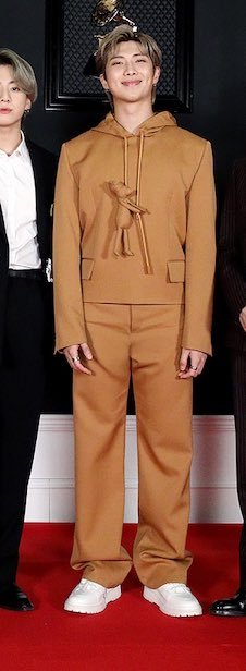 Namjoon gülüşün her şeyi daha katlanılabilir kılıyor 💜😩 #LightItUpBTS #BTSARMY #NAMJOON