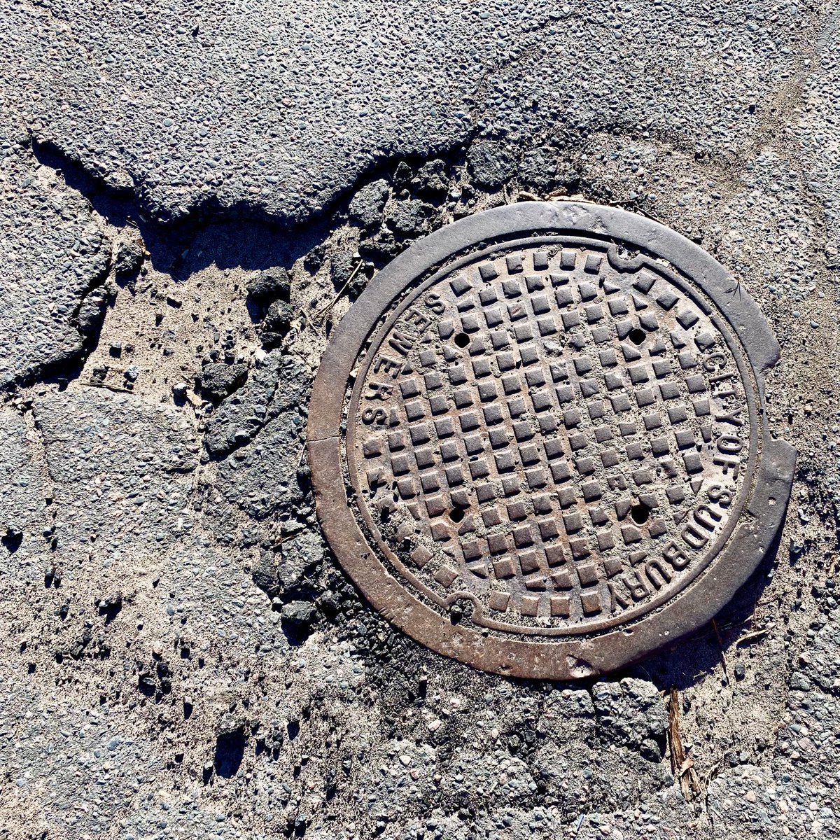 marykkeown's tweet photo. New #photo series: #NickelCityPotholes. This is 4 locations in #GreaterSudbury’s #WestEnd, In the #VictoriaStreet area. I think this is gonna be a bad year for #potholes. @GreaterSudbury , @mark_signoretti what do you think? Eager to see the #Python5000 in action. #Ward1 #roads https://t.co/BKyhgbExGr